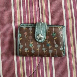 Fossil wallet.